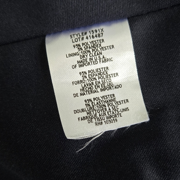 Xscape Navy sheath long dress #1591x off the shoulder structured V-neck sz 6 - Picture 14 of 14